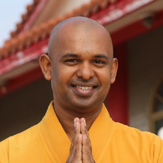 Dr. Tejawaro Mahathero